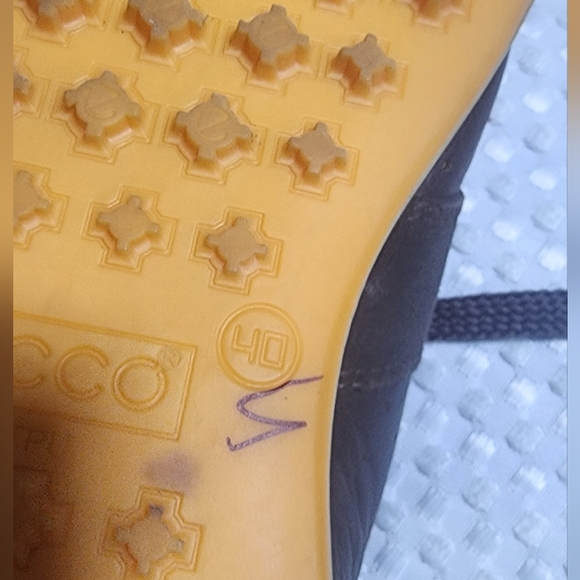 ECCO EUC MENS SIZE 40 eur 7 US BROWN RUB NUB LEATHER SNEAKERS SHOES - Picture 8 of 10